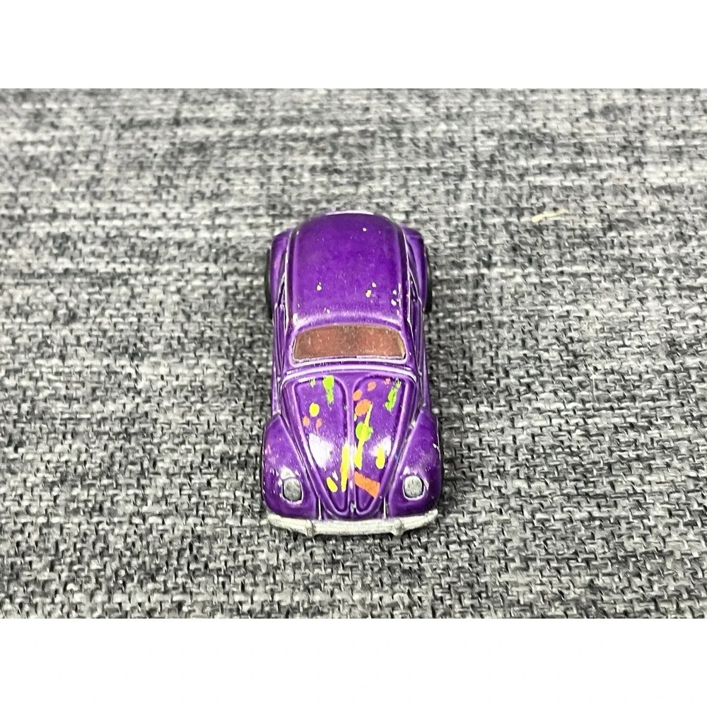 Hot Wheels Volkswagen VW Bug Beetle Vintage 1988 Purple Retro Design Diecast Car